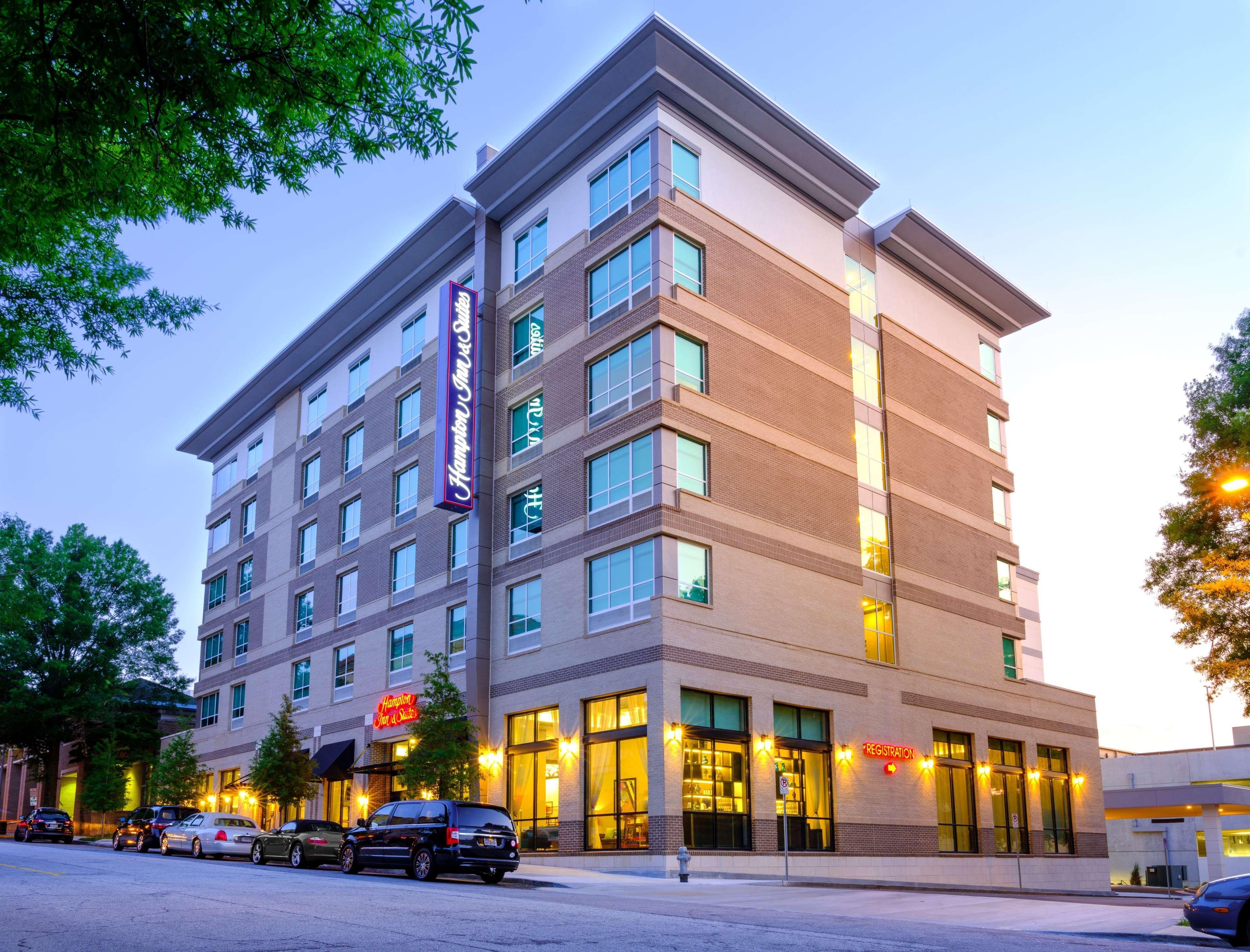 Hampton Inn & Suites Atlanta Decatur/Emory Exterior photo